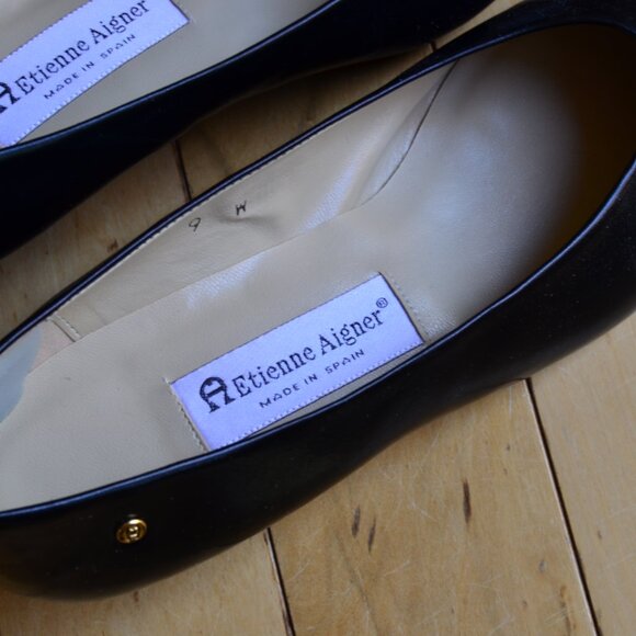 Vintage Etienne Aigner Madrid Leather Heels in Classic Black Size 9 - Picture 3 of 13